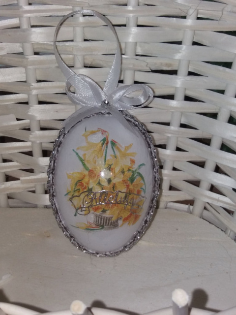Rękodzieło Artystyczne Jajko Wielkanocne średnie Akryl + decoupage